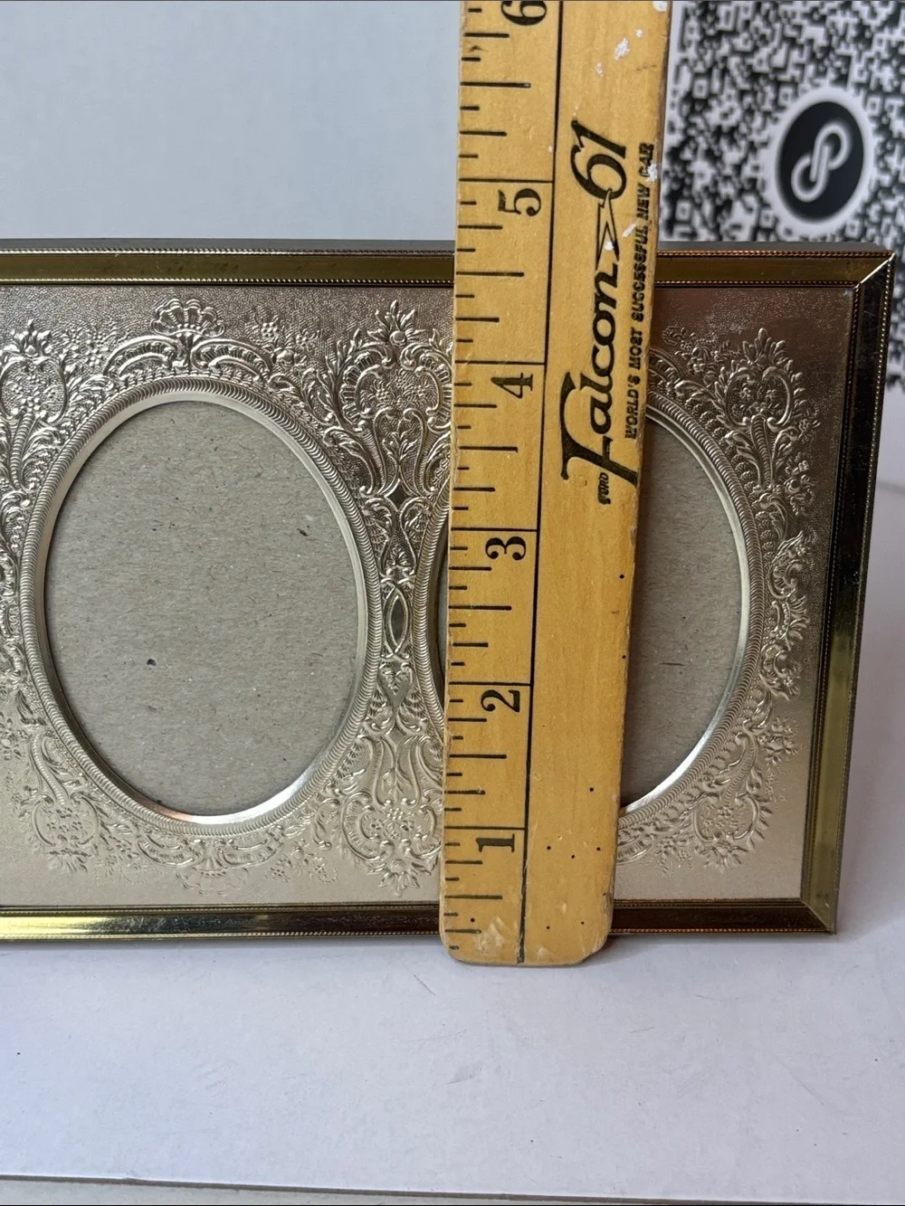 Vintage Double Oval Embossed Gold Mat Table Top Picture Frame